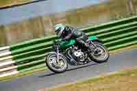 Vintage-motorcycle-club;eventdigitalimages;mallory-park;mallory-park-trackday-photographs;no-limits-trackdays;peter-wileman-photography;trackday-digital-images;trackday-photos;vmcc-festival-1000-bikes-photographs